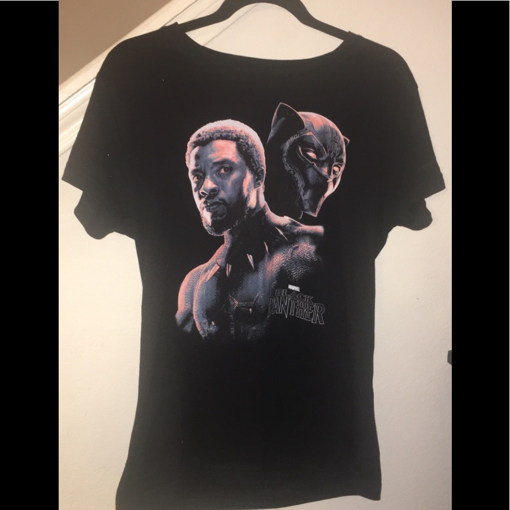 Black panther women’s T-shirt